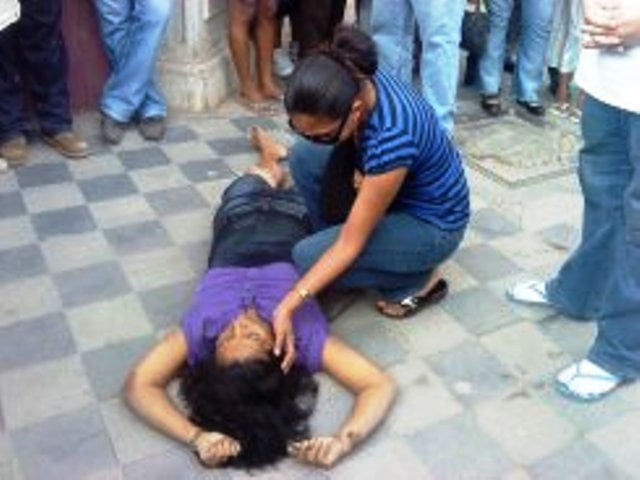 Asi quedo Marinela Mendoza Meneses, luego de impactar contra la pared de la casa PLC